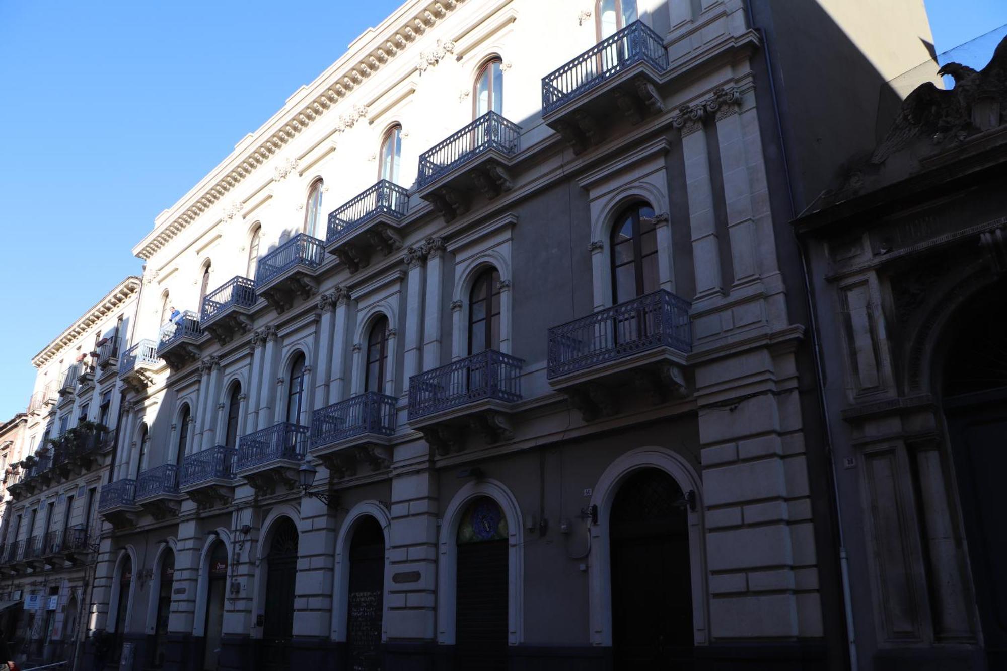 Domus Iole Appartamento Nel Centro Storico CTA Exteriér fotografie